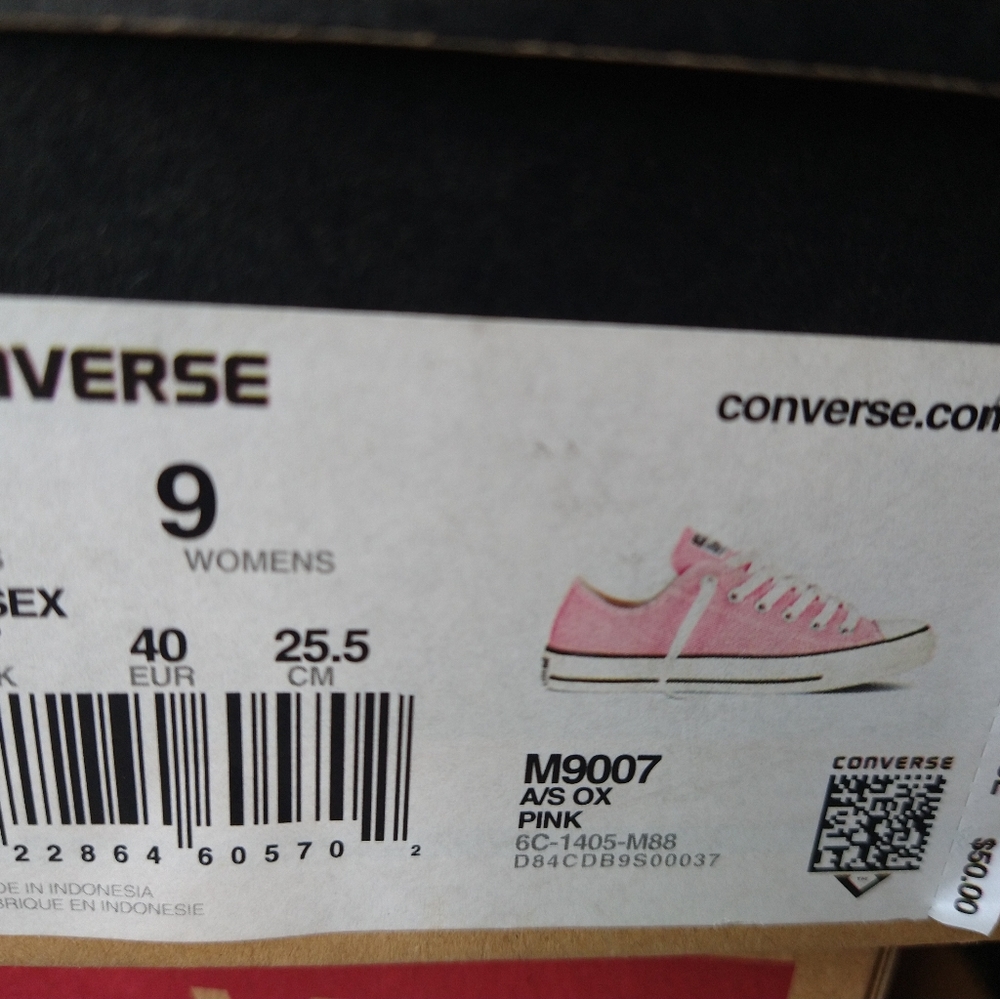 Shoes - Picture 4 of 4